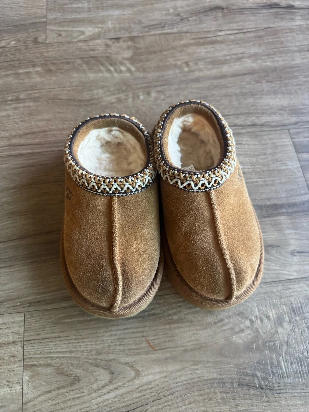 Toddler Ugg tasman slippers brown size 8